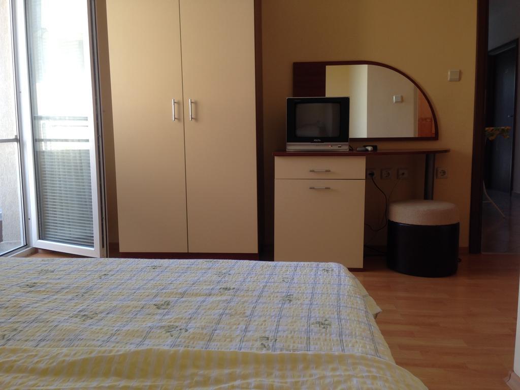 Guest House Kostadinovi Lozenets Δωμάτιο φωτογραφία